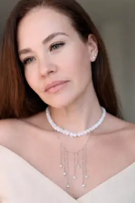 Perlový sen – choker z křišťálu a chirurgické ocel