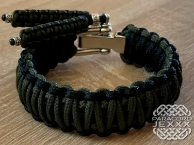Paracord náramek (20,5 cm) black - oliv